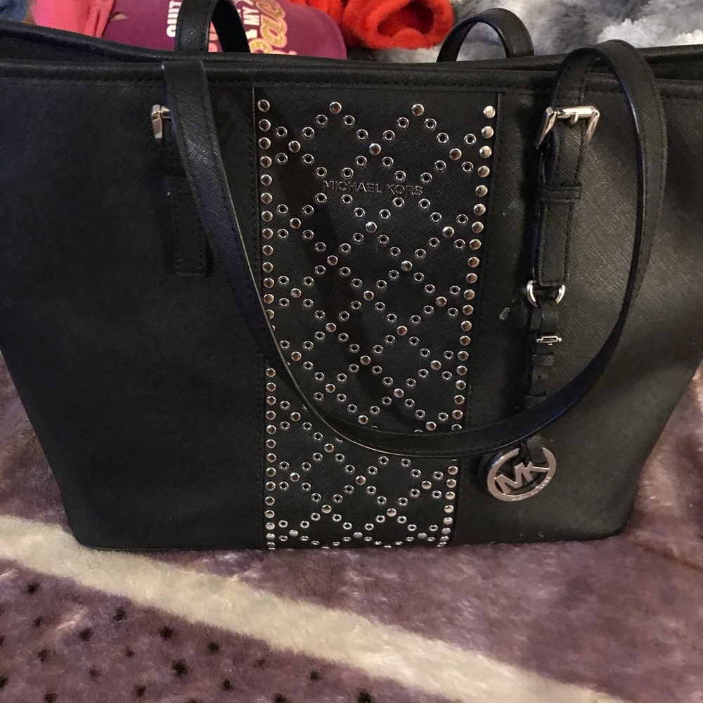 Shoulder bag